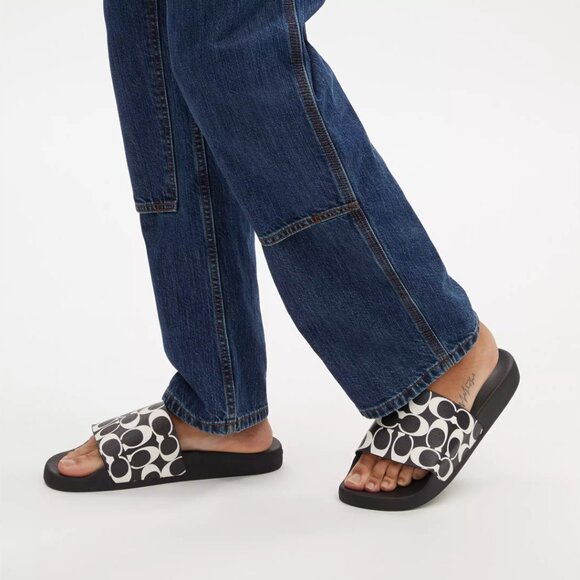 🥰 Coach Slide In Signature Canvas Black/Chalk - Picture 4 of 8